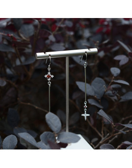 Chapter One-Garnet Classic Red Antique Long Earring